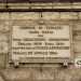 ...come ricorda ancora oggi una targa commemorativa posta sulledificio